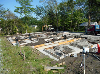 ベース型枠施工