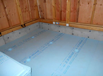 床の断熱工事（スタイロフォーム）