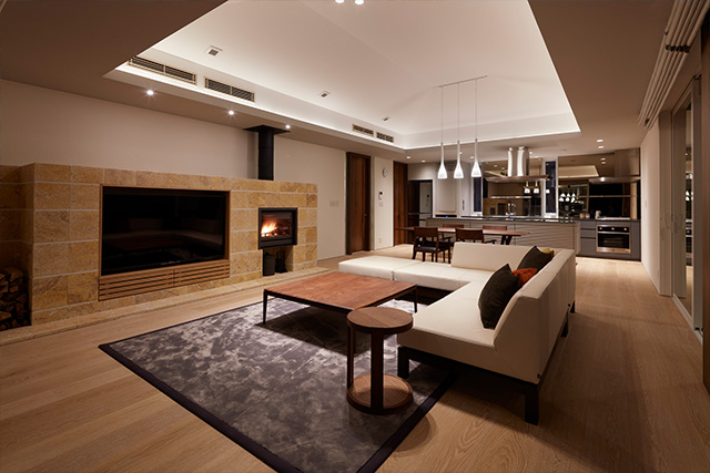 ウッドデッキ付き平屋建て別荘